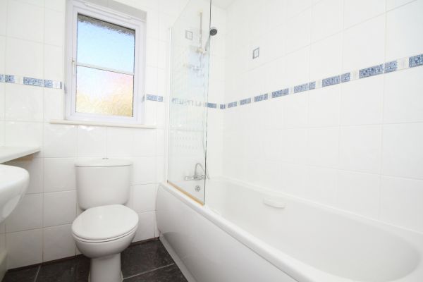 Shower Window Replacement in Boise